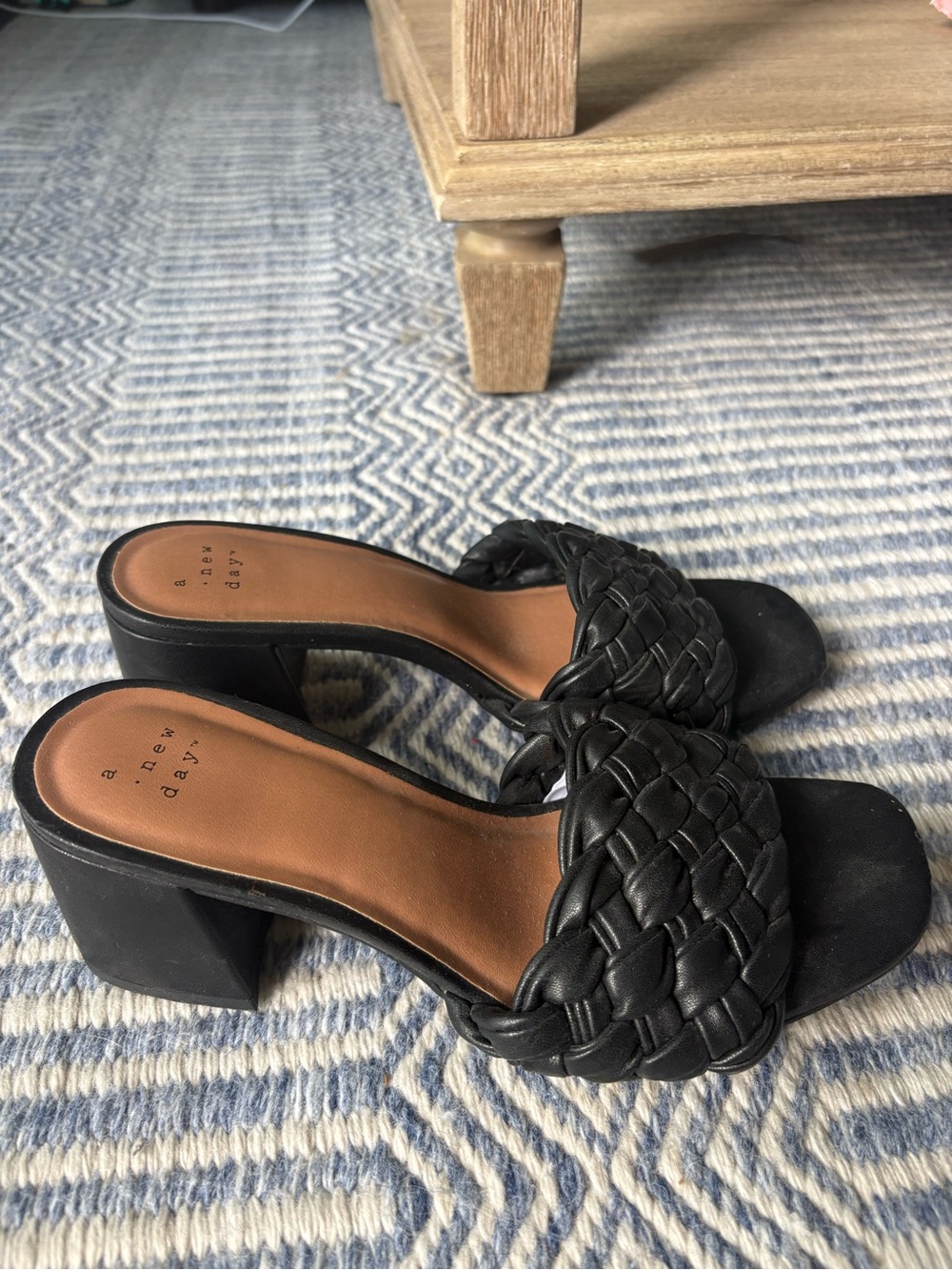 A New Day Black Woven Braided Block Heel Sandals - Size 6.5